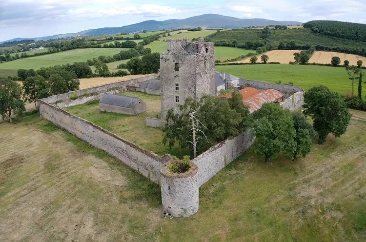 Knockelly Castle aerial2
